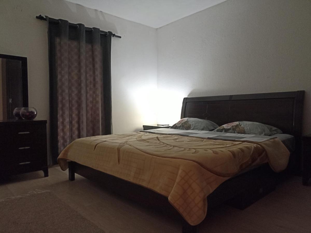 Lux Apartment Sunset Вирпазар Екстериор снимка