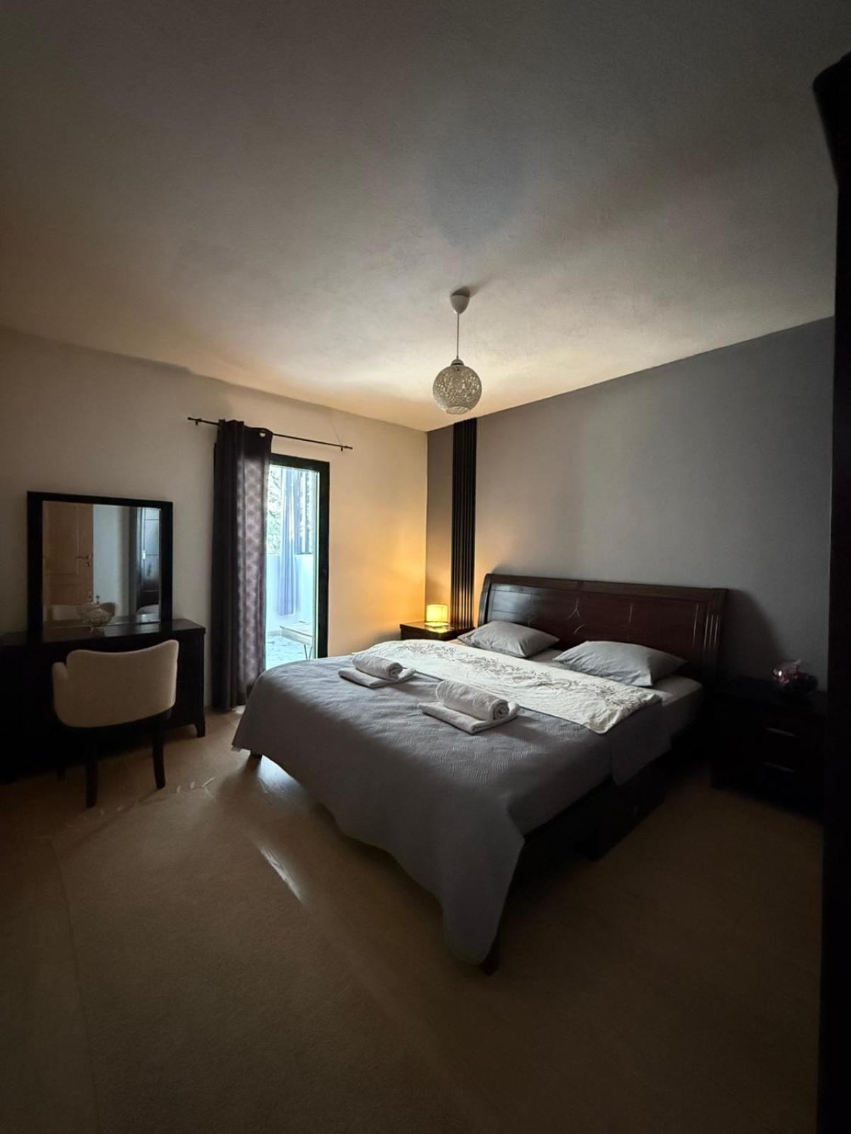 Lux Apartment Sunset Вирпазар Екстериор снимка