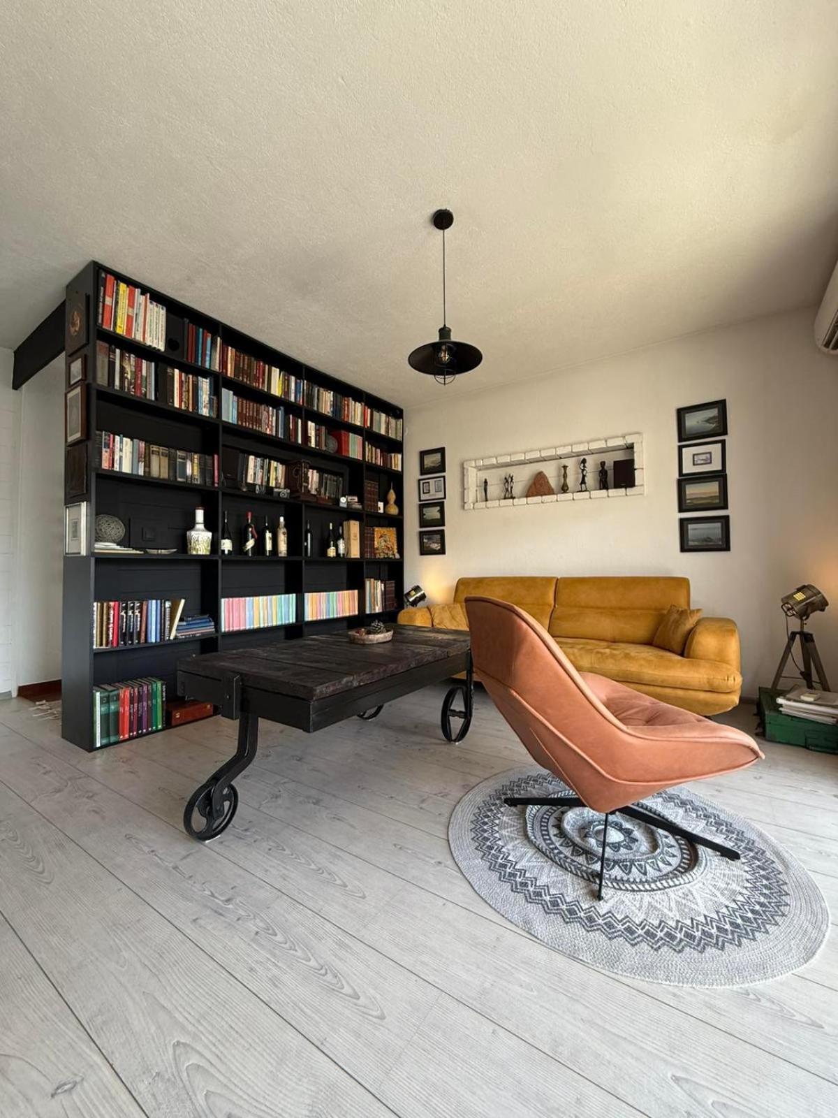 Lux Apartment Sunset Вирпазар Екстериор снимка