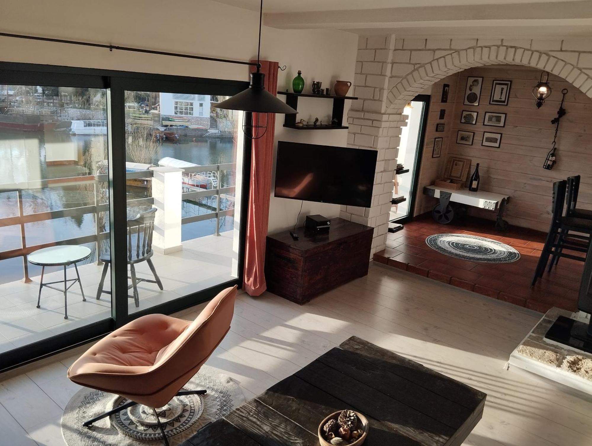 Lux Apartment Sunset Вирпазар Екстериор снимка